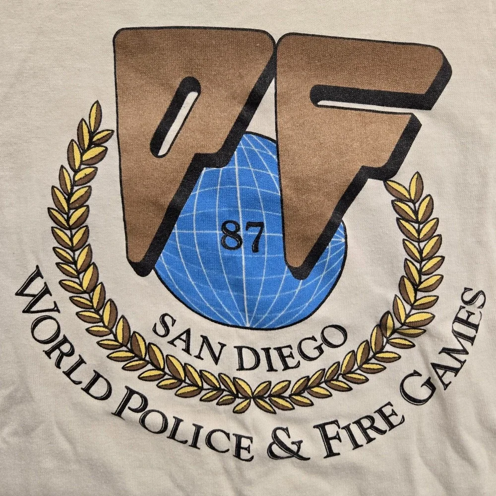 VTG 1987 World Police Fire‎ Games San Diego LS T-Shirt & Shorts White Medium